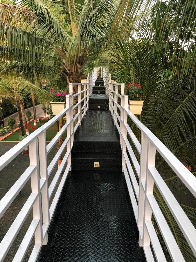 Ambhai Farmhouse Hotel Wada Exterior foto