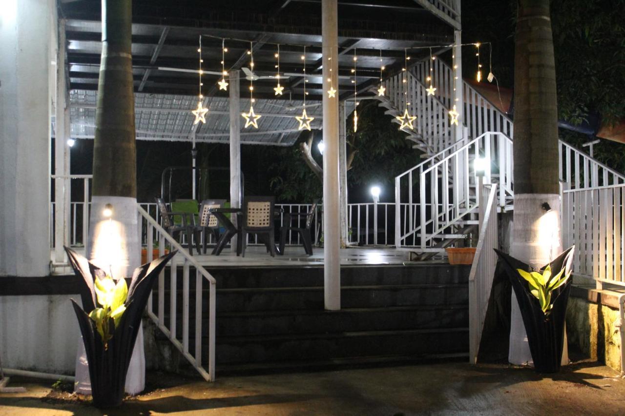 Ambhai Farmhouse Hotel Wada Exterior foto