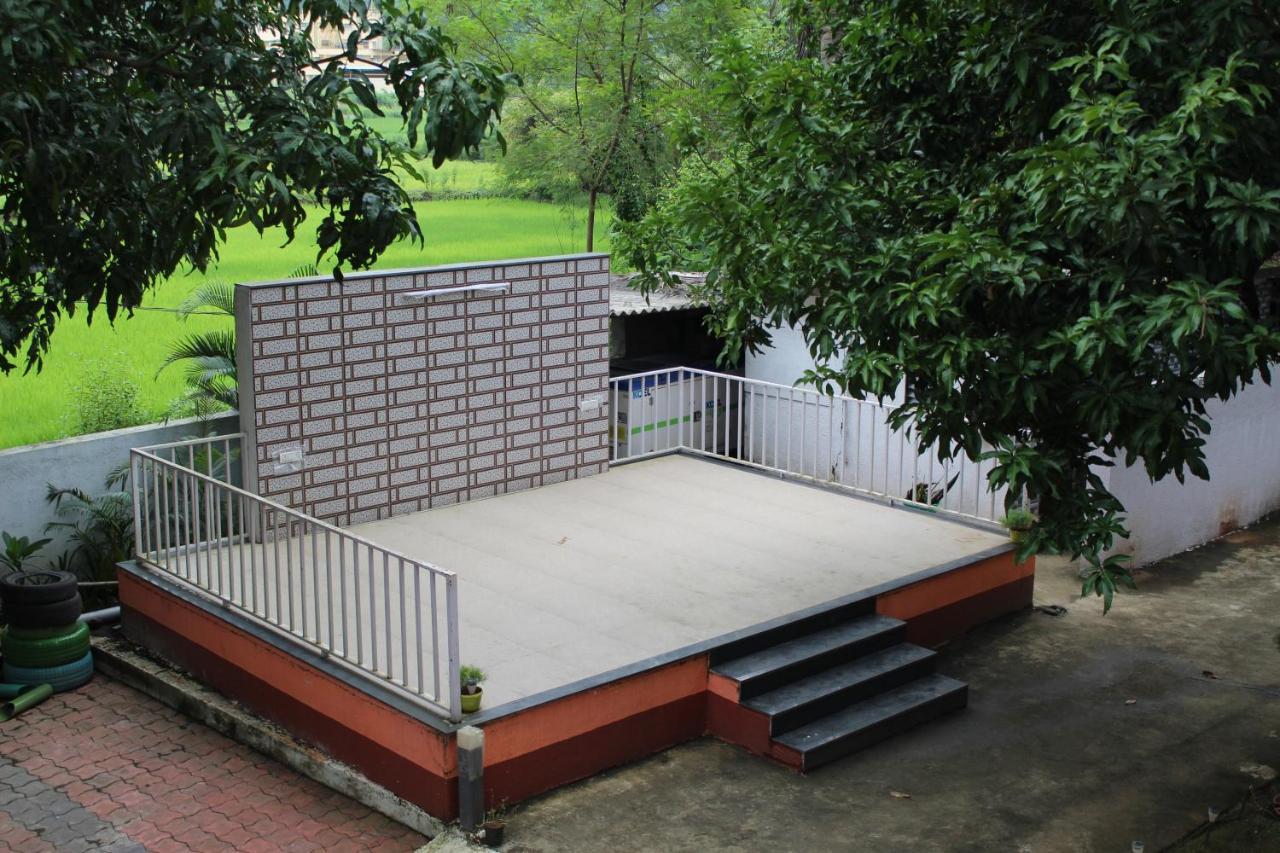 Ambhai Farmhouse Hotel Wada Exterior foto